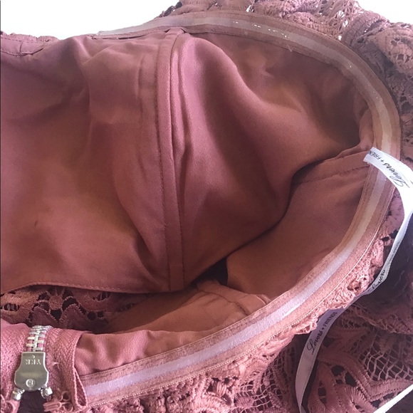 Lovers + Friends Life’s a beach lace off shoulder - Picture 10 of 16